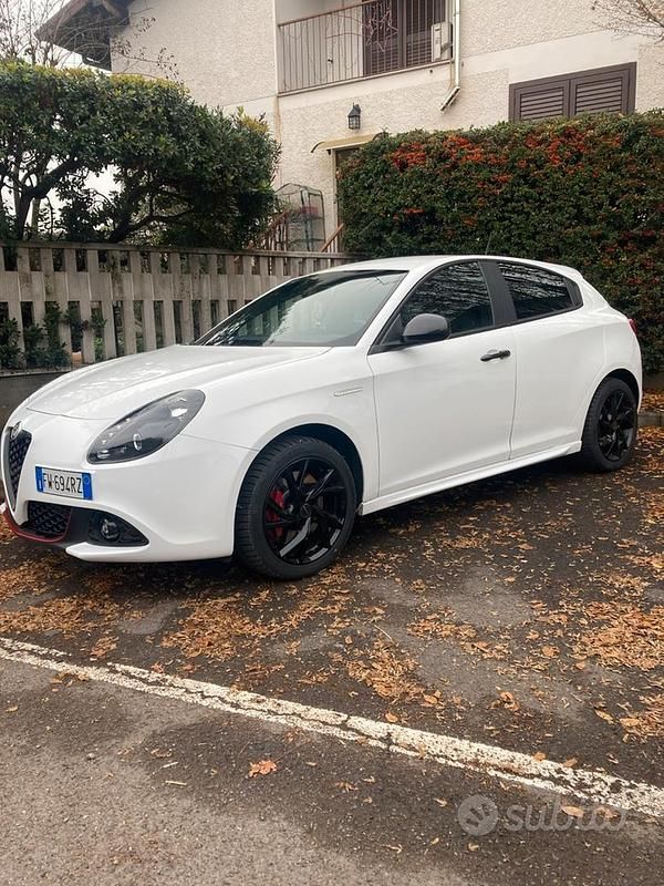 Usata Alfa Romeo Giulietta 2019 Bianco Coupé