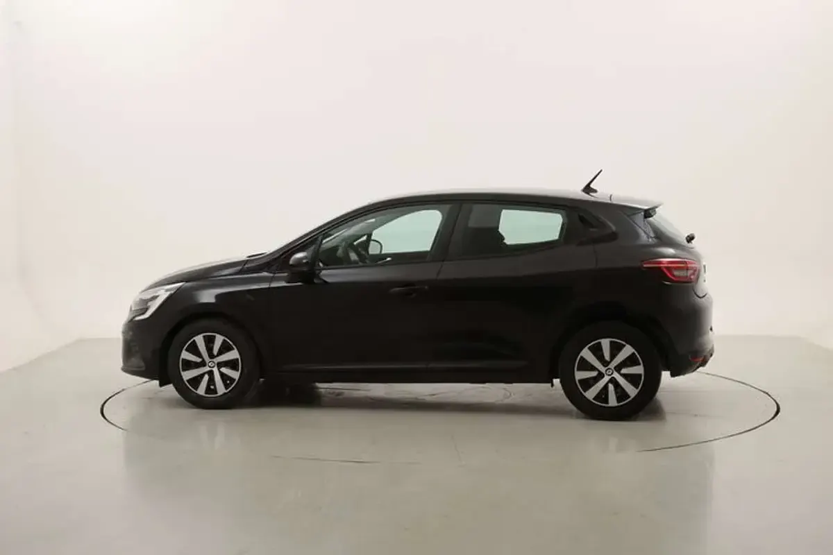 Usata Renault Clio Equilibre 91 CV (66 kW) 2023 Grigio Utilitaria