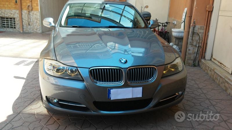 Usata BMW 316 116 CV (85 kW) 2010 Grigio Berlina