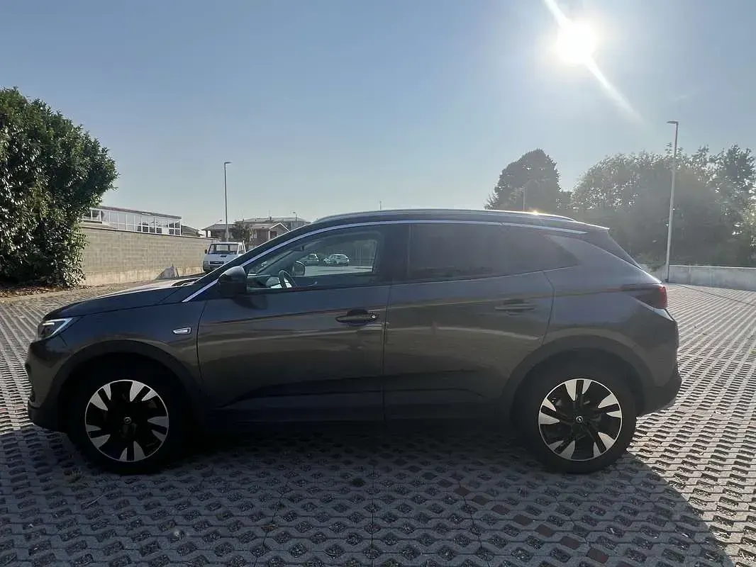 Usata Opel Grandland X Innovation 131 CV (96 kW) 2020 SUV