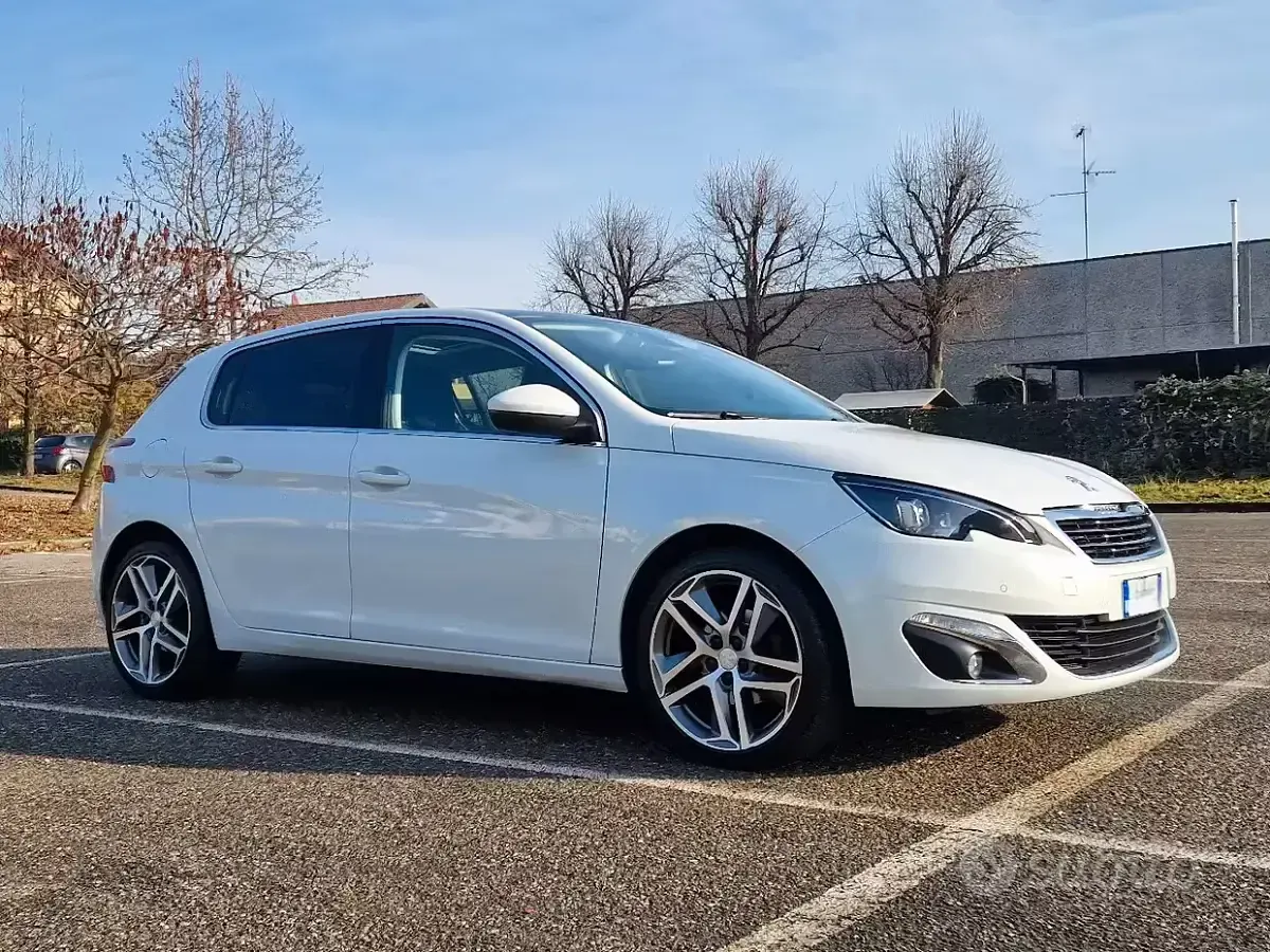 Usata Peugeot 308 Allure 120 CV (88 kW) 2017 Bianco Berlina