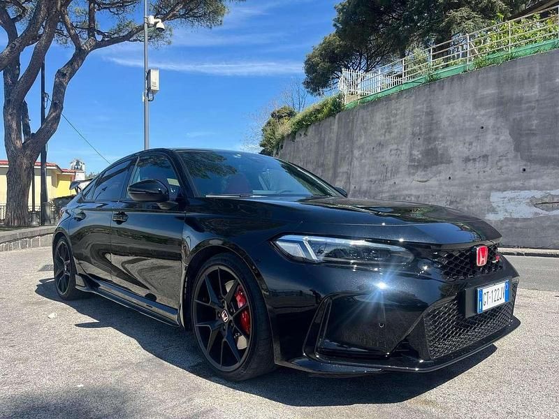 Nero Usata 2024 Honda Civic Type R Tre volumi | 48.000 € (Buon prezzo) - Immagine 1/4