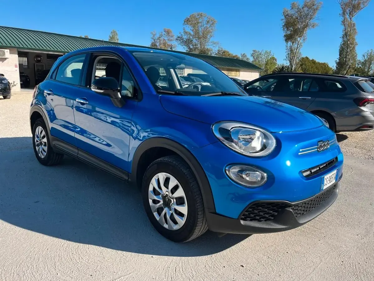Usata Fiat 130 130 CV (95 kW) 2024 Blu SUV