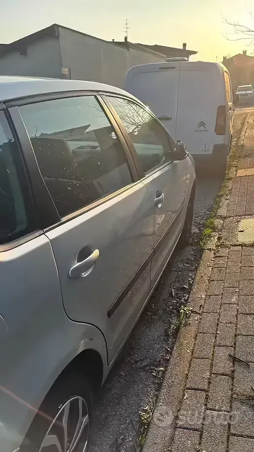 Occasion VW Polo 54 ch (39 kW) 2004 Gris Citadine