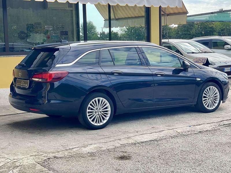 Usata Opel Astra Innovation 110 CV (80 kW) 2019 Blu/azzurro Station wagon