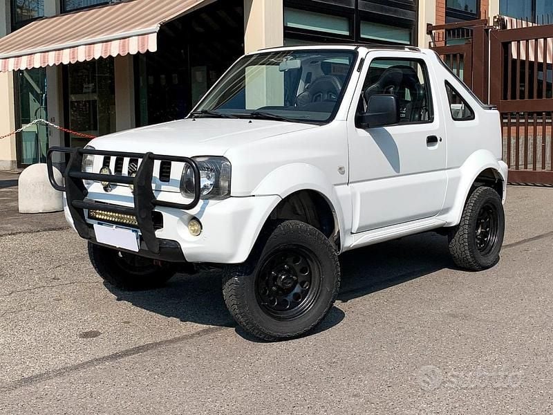Usata Suzuki Jimny 80 CV (58 kW) 2000 Bianco SUV