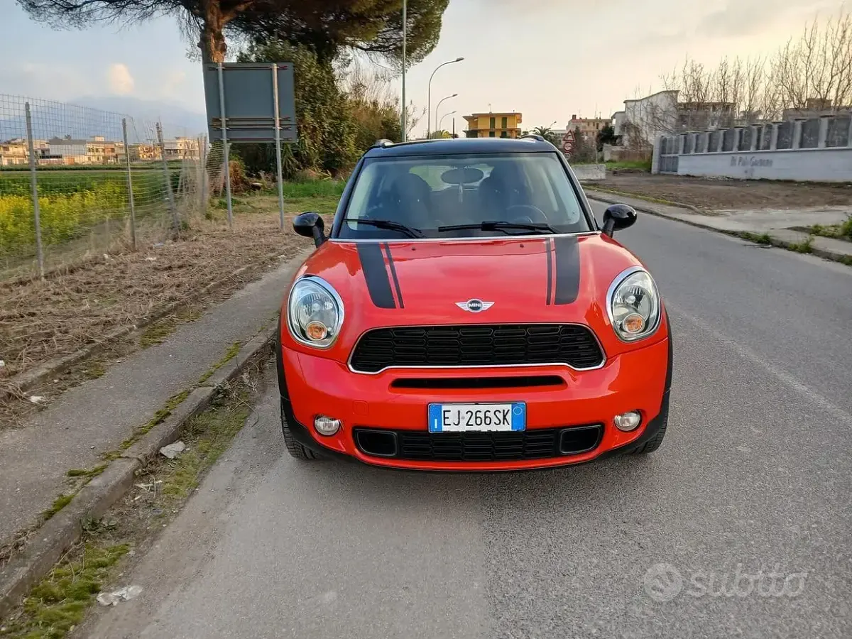 Usata Mini Cooper Countryman 143 CV (105 kW) 2011 Rosso SUV