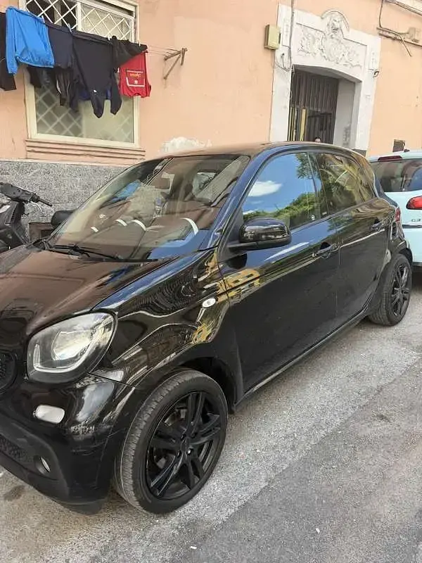 Usata Smart ForFour Passion 95 CV (69 kW) 2016 Utilitaria