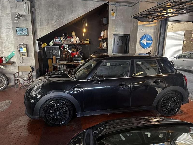 Usata Mini Cooper 136 CV (100 kW) 2021 Nero Utilitaria