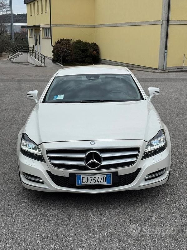 Bianco Usata 2011 Mercedes CLS350 Tre volumi | 16.500 € (Super prezzo) - Immagine 1/4