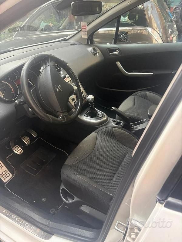 Usata Peugeot 308 109 CV (80 kW) 2010 Bianco Berlina