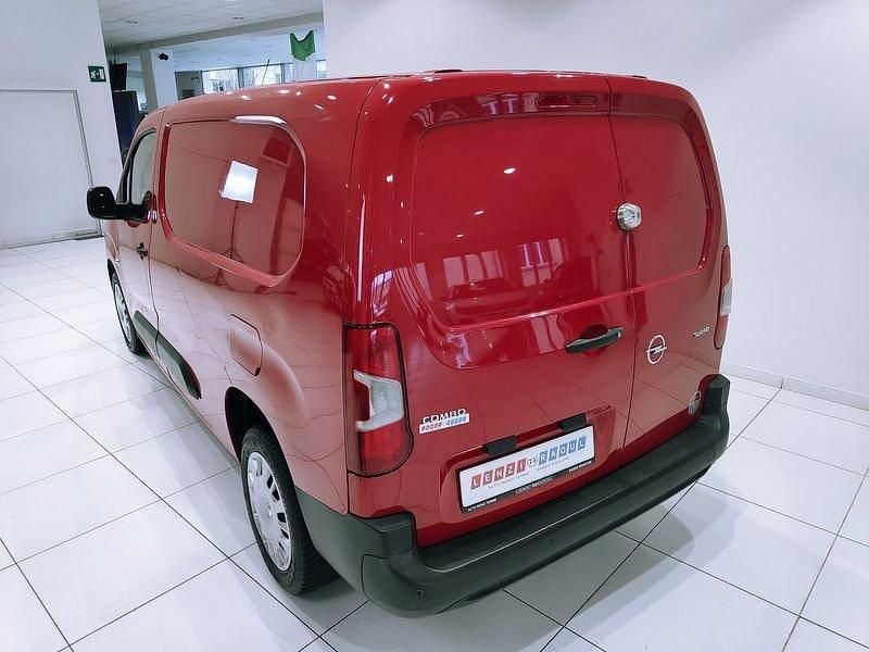 Usata Opel Combo Edition 130 CV (95 kW) 2019 Rosso Monovolume