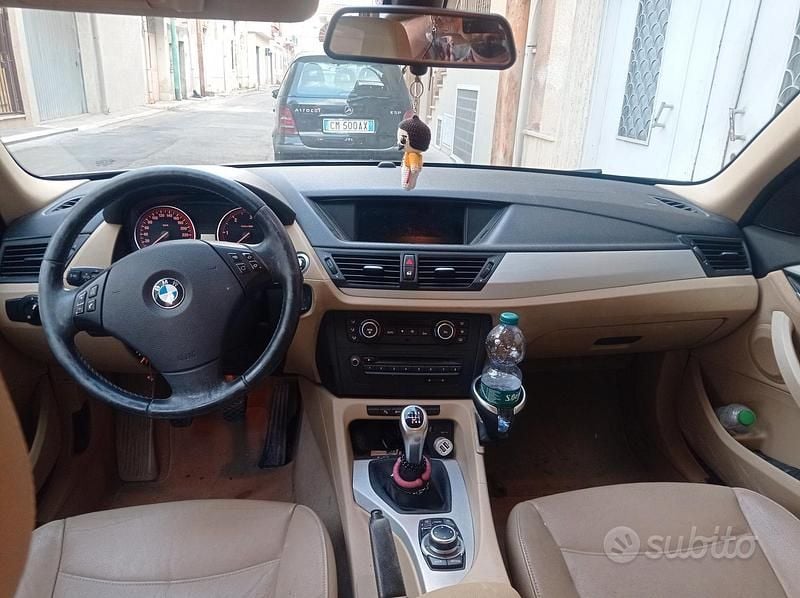 Usata BMW X1 143 CV (105 kW) 2011 SUV