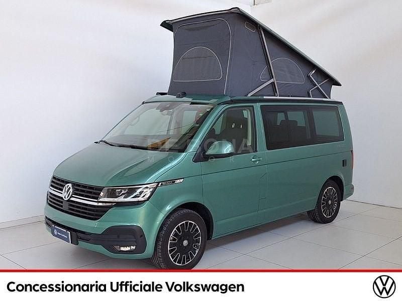 Bay leaf green met Usata 2020 VW California California Furgone | 51.475 € (Super prezzo) - Immagine 1/3