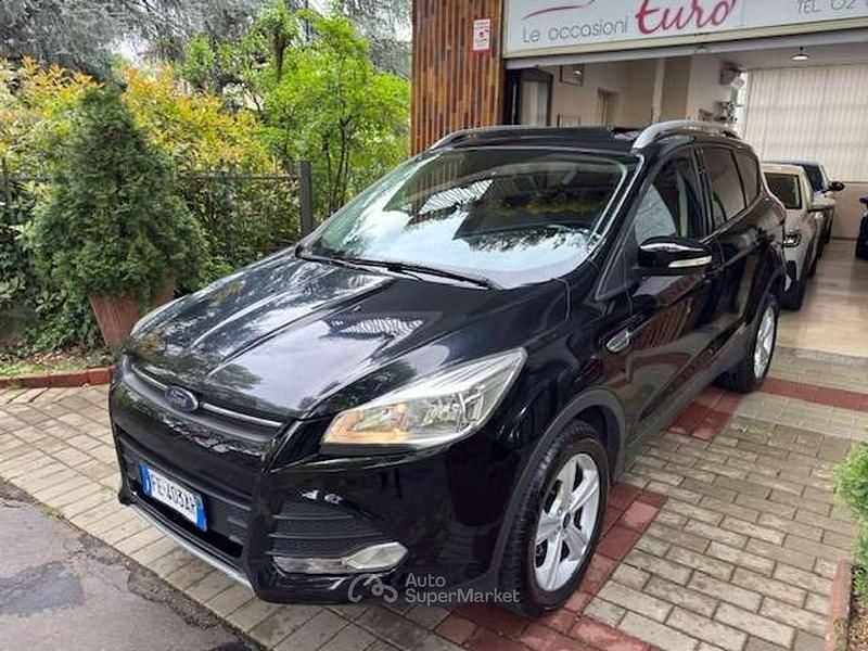 Usata Ford Kuga Titanium 120 CV (88 kW) 2016 Nero SUV