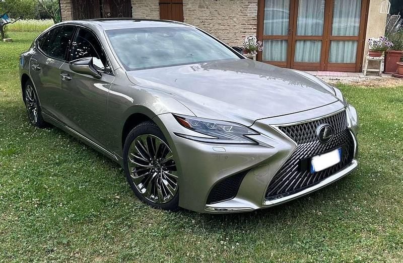 Usata Lexus LS500h Executive Line 299 CV (219 kW) 2019 Berlina