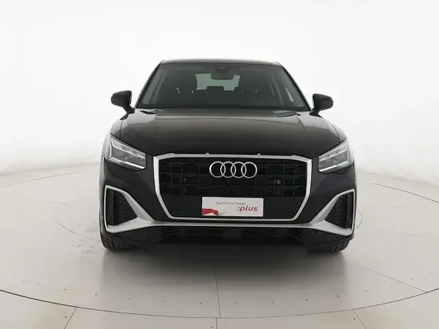 Usata Audi Q2 S-Line 150 CV (110 kW) 2025 Nero mito metallizzato SUV