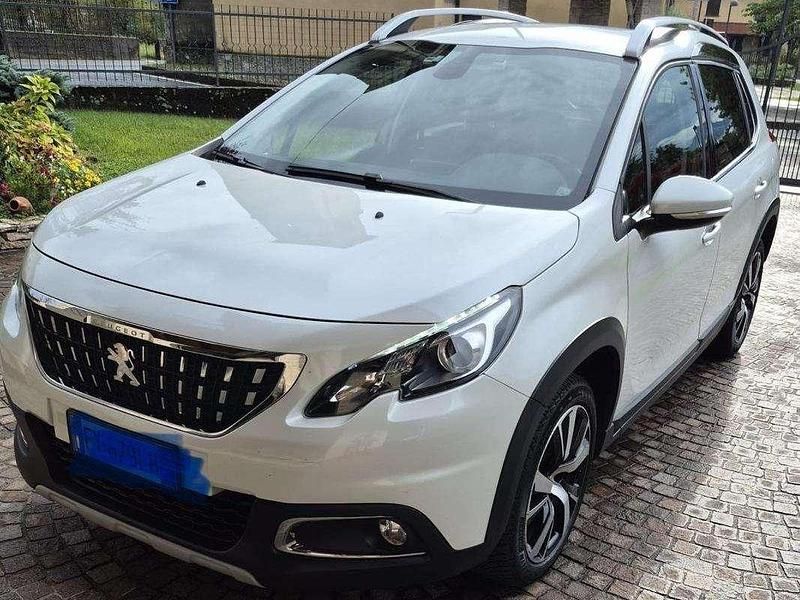 Bianco Usata 2019 Peugeot 2008 Allure SUV | 11.500 € (Super prezzo) - Immagine 1/1