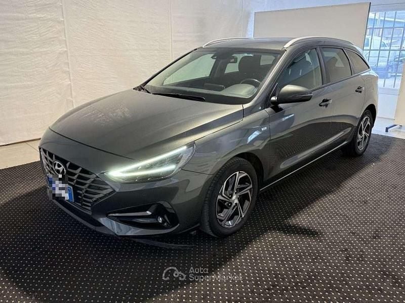 Usata Hyundai i30 Prime 120 CV (88 kW) 2023 Grigio scuro metallizzato Station wagon