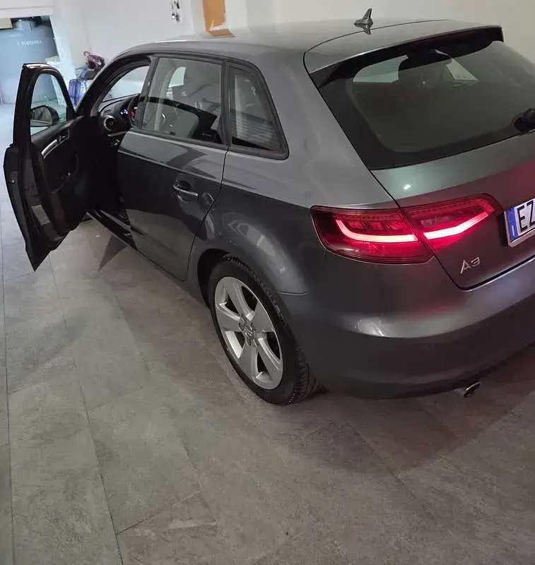 Usata Audi A3 Ambiente 110 CV (80 kW) 2000 Utilitaria