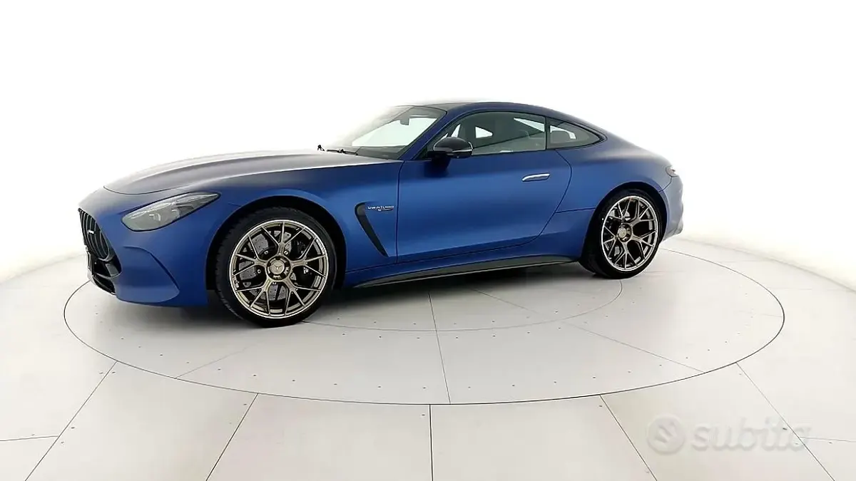 Gebraucht Mercedes AMG GT 63 Premium Plus 585 PS (430 kW) 2024 Blau Coupé