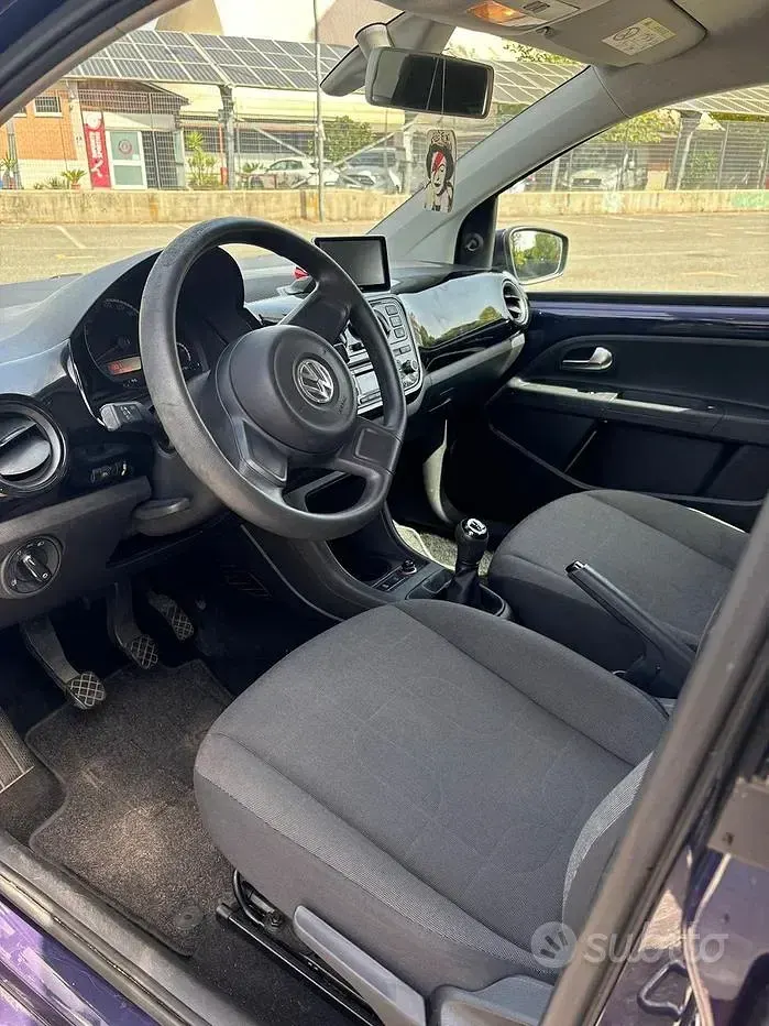 Usata VW up! 60 CV (44 kW) 2022 Bluazzurro Utilitaria