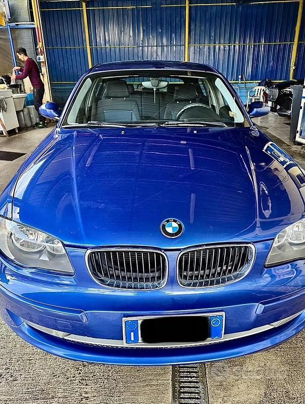 Usata BMW 118 2009 Blu Utilitaria