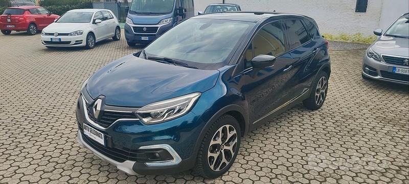 Usata Renault Captur 90 CV (66 kW) 2019 Blu SUV