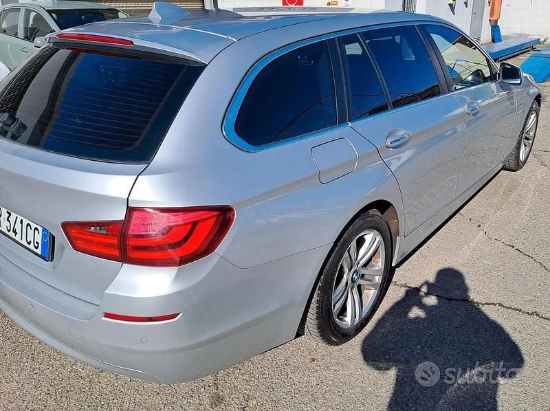 Usata BMW 520 Efficient Dynamics 184 CV (135 kW) 2013 Grigio Station wagon