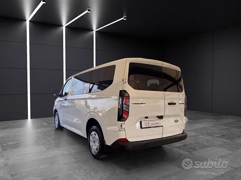 Usata Ford Tourneo Custom Titanium 136 CV (100 kW) 2024 Bianco Furgone