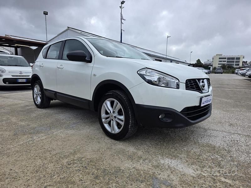 Usata Nissan Qashqai Tekna 110 CV (80 kW) 2010 Bianco SUV