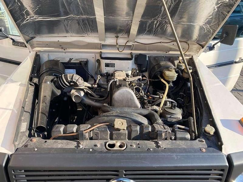 Gebraucht Mercedes G300 88 PS (64 kW) 1986 Weiß SUV