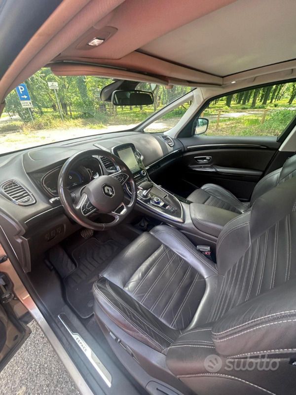 Usata Renault Espace 2017 Grigio Monovolume