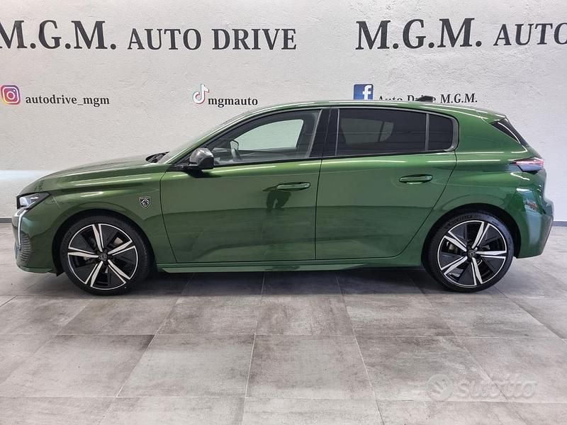Usata Peugeot 308 GT 131 CV (96 kW) 2022 Verde Berlina