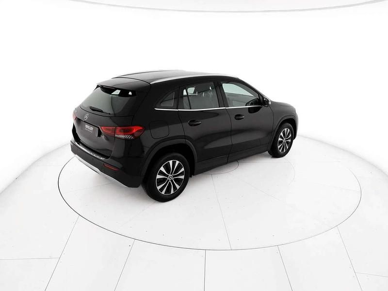 Usata Mercedes GLA250 160 CV (117 kW) 2022 Nero SUV