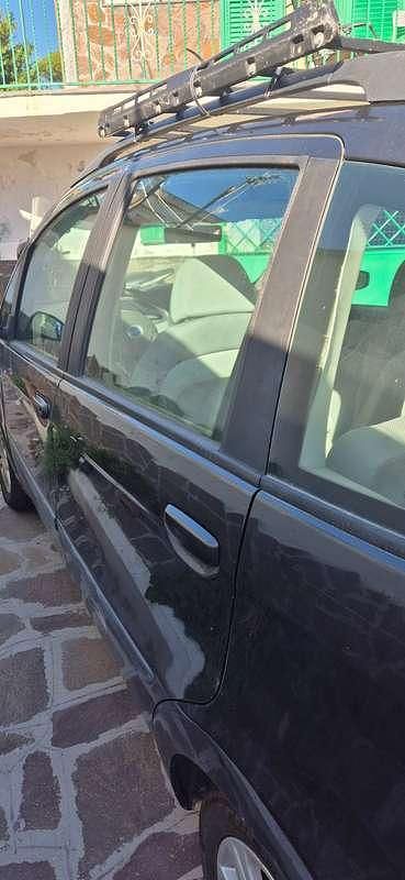 Usata Fiat Idea Dynamic 69 CV (50 kW) 2004 Nero Monovolume