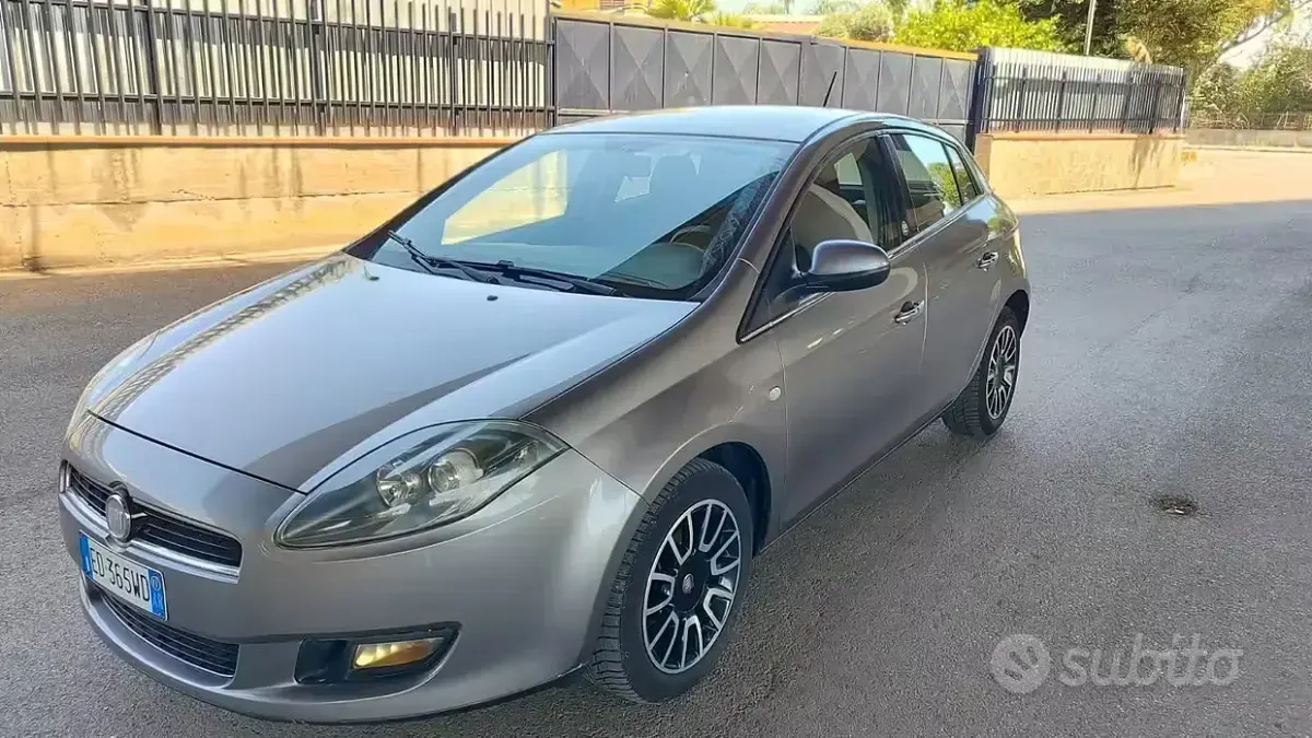 Usata Fiat Bravo 120 CV (88 kW) 2012 Utilitaria