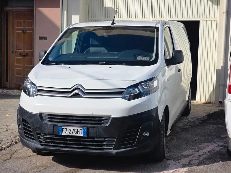 Bianco Usata 2019 Citroën Jumpy Monovolume | 13.700 € (Ottimo prezzo) - Immagine 1/4
