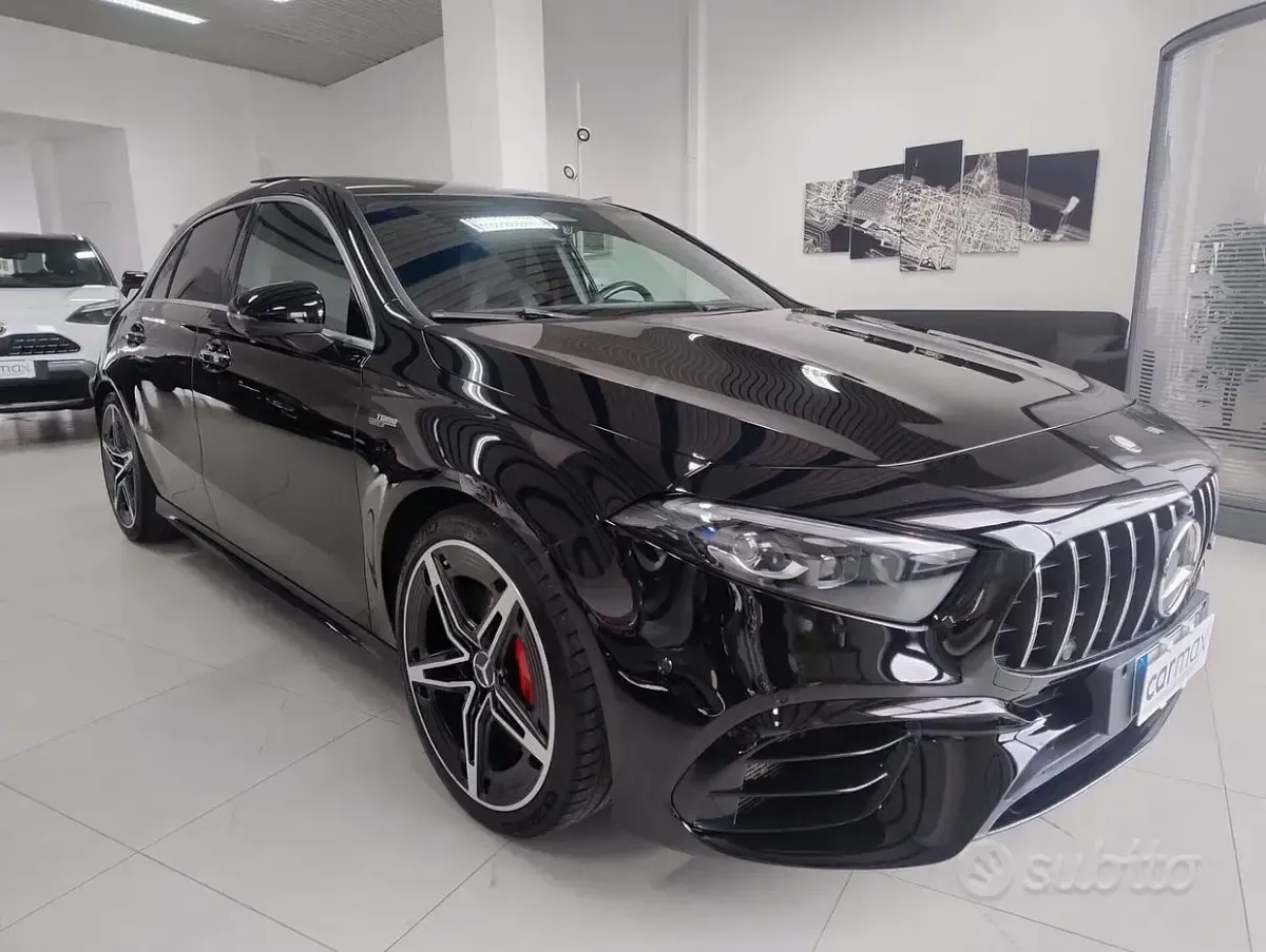 Usata Mercedes A45 AMG Premium Plus 421 CV (309 kW) 2023 Nero Utilitaria