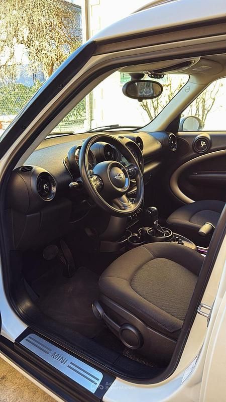 Usata Mini Cooper Countryman 111 CV (81 kW) 2016 Bianco SUV