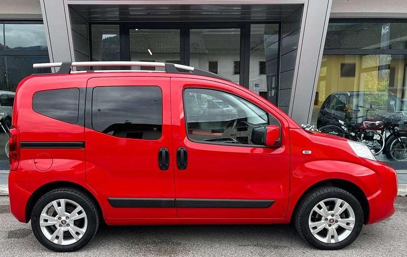 Usata Fiat Qubo Dynamic 77 CV (56 kW) 2016 Rosso Monovolume