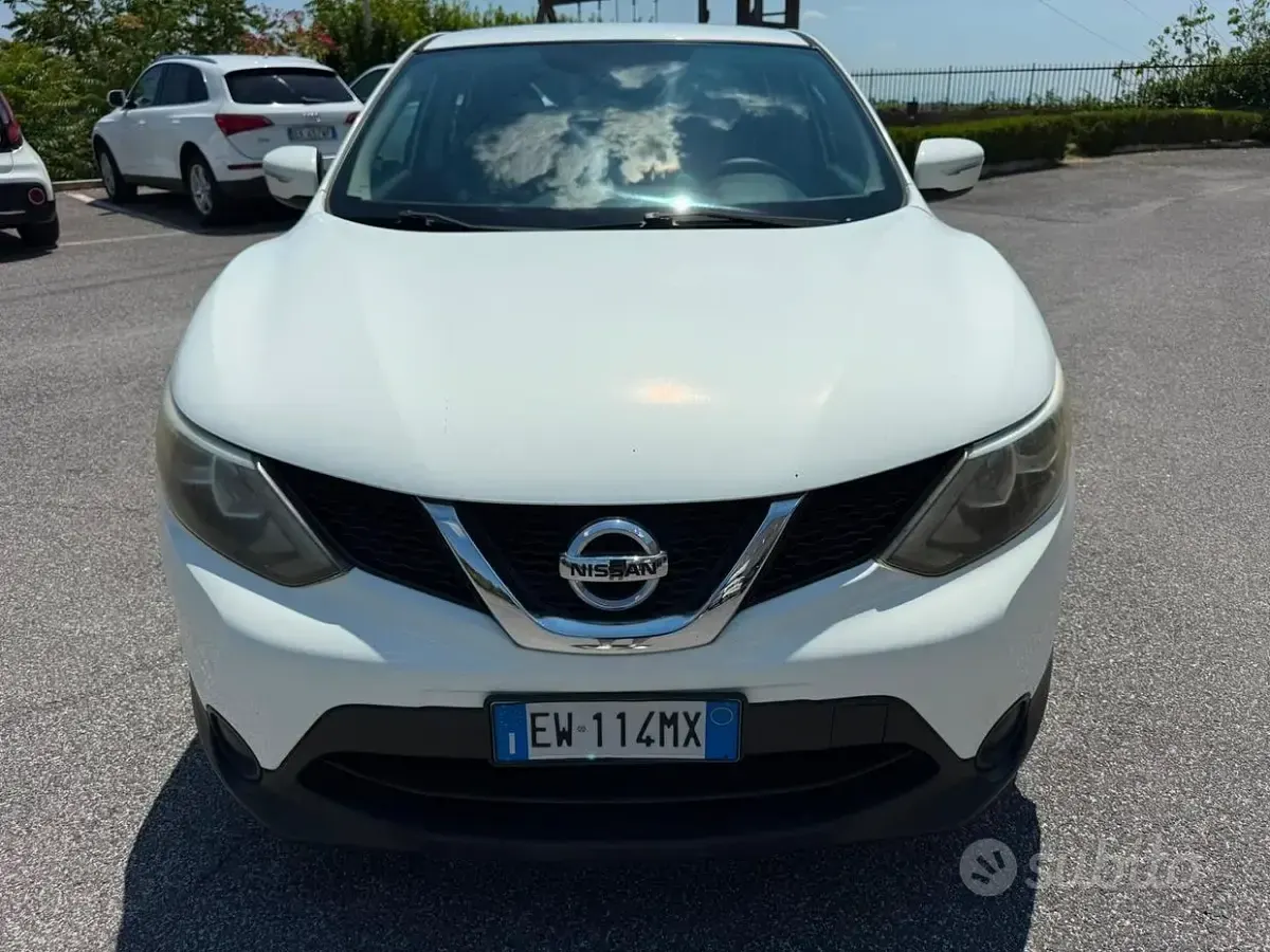 Usata Nissan Qashqai 110 CV (80 kW) 2014 Bianco SUV
