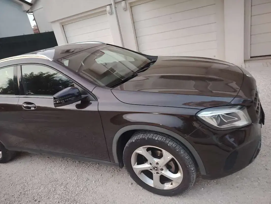 Usata Mercedes GLA200 Executive 136 CV (100 kW) 2017 SUV