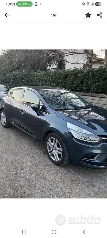 Usata Renault Clio IV Zen 90 CV (66 kW) 2019 Grigio Utilitaria