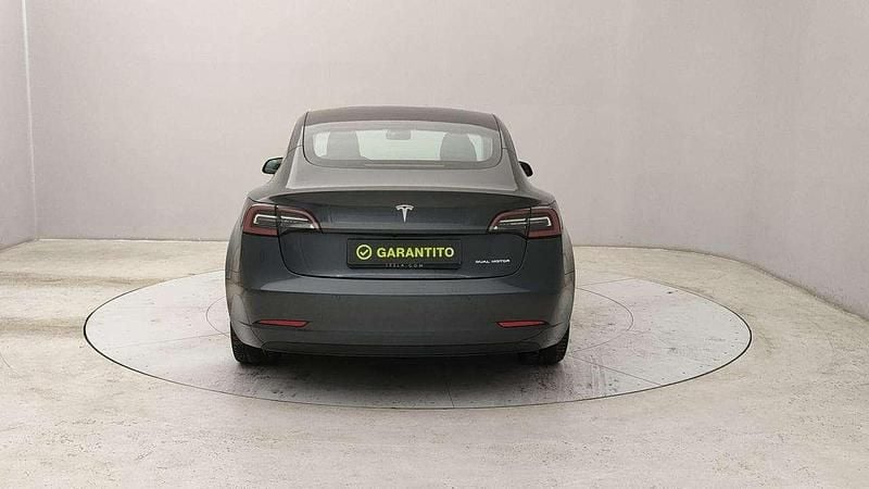 Usata Tesla Model 3 366 kW (498 CV) 2021 Grigio Berlina
