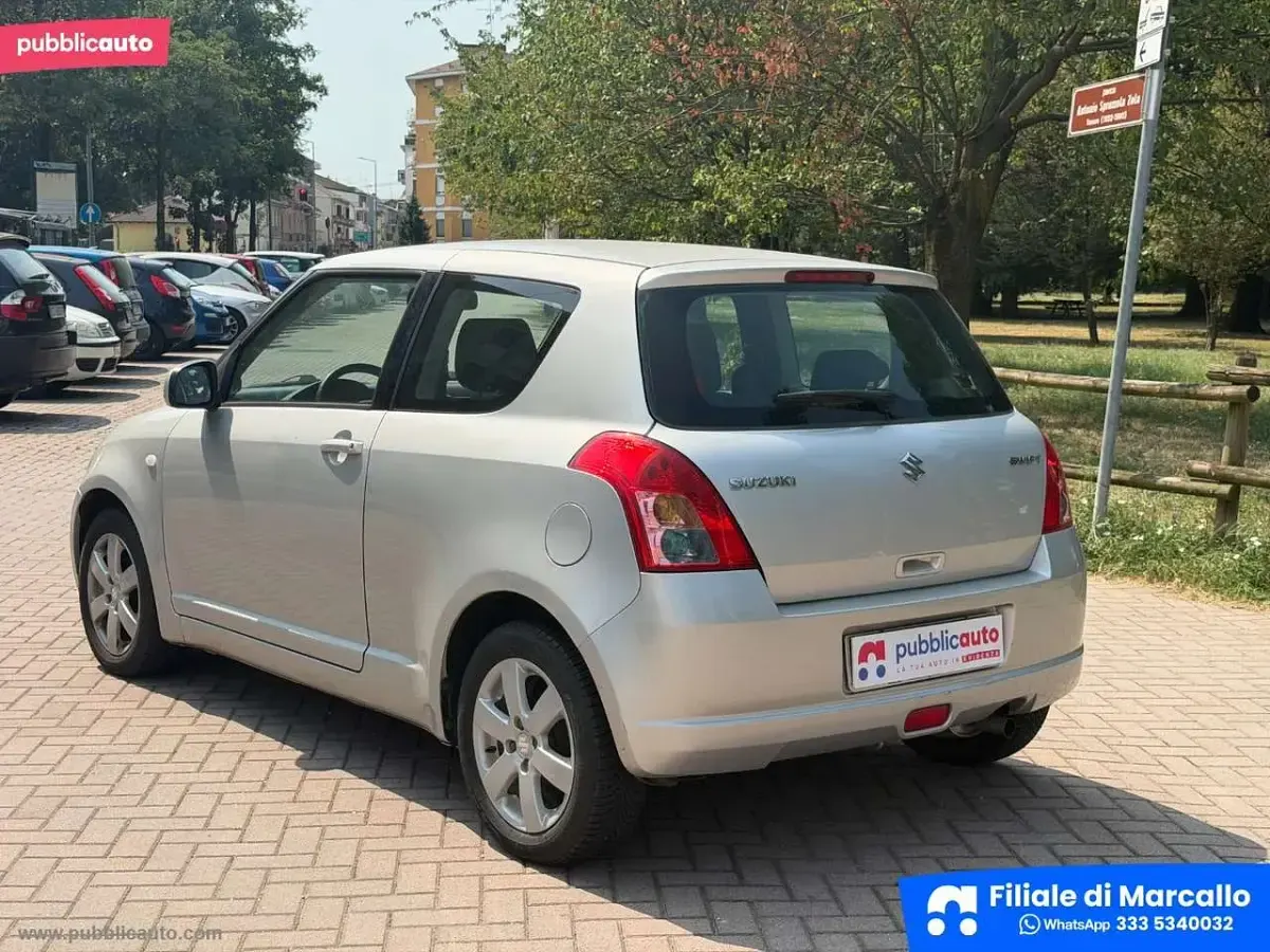 Usata Suzuki Swift GL 92 CV (67 kW) 2008 Grigio Utilitaria