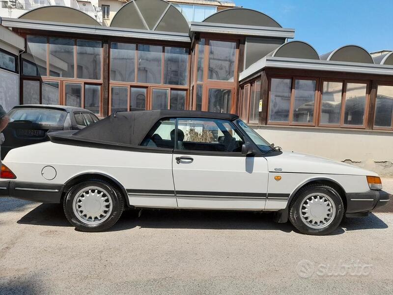 Usato 1992 Saab 900 Cabriolet 2.0 Benzin 160 CV (14.000 €)