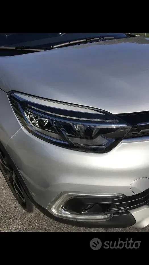 Usata Renault Captur 90 CV (66 kW) 2019 Grigio SUV