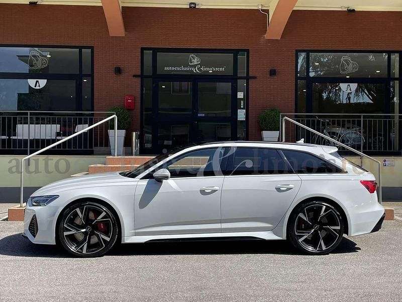 Usata Audi RS6 Ambiente 600 CV (441 kW) 2021 Bianco Station wagon