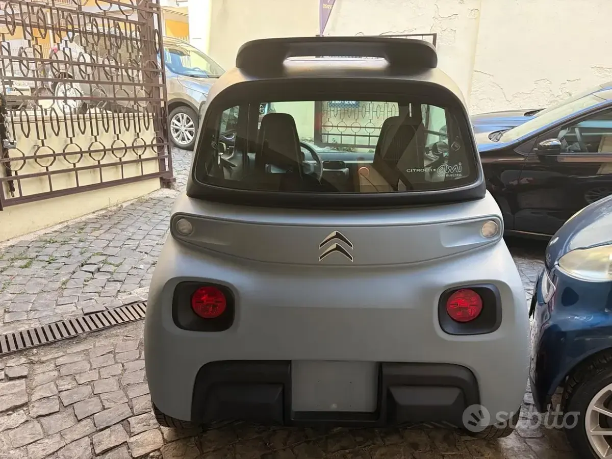 Usata Citroën AMI 2023 Grigio Berlina